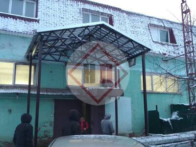 высокий двускатный навес из профлиста